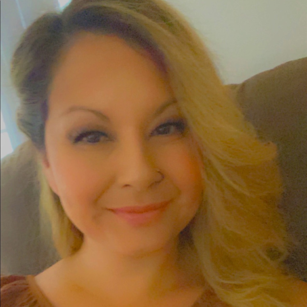 Meet your Posher, Sabrina